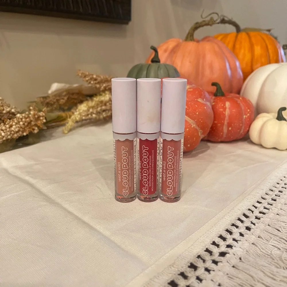 Wet n Wild Cloud Pout Marshmallow Lip Mousse Color Lipstick Bundle Lot of 3